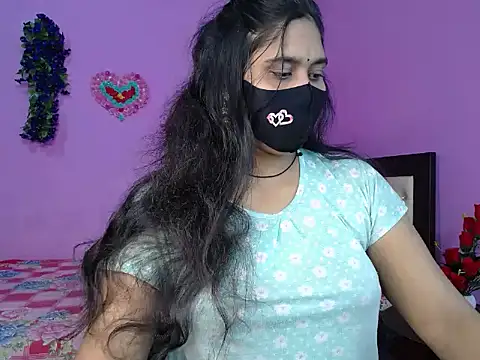 Hot Maleka online show from April 8, 2026, 1:38 am