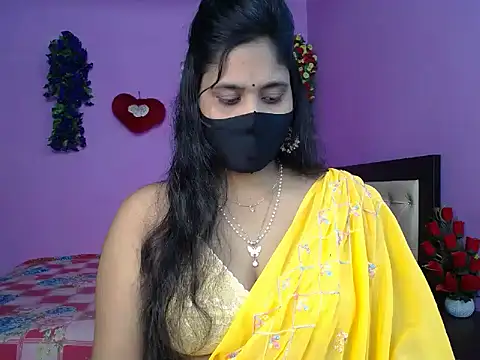 Hot Maleka online show from May 26, 2026, 4:58 pm