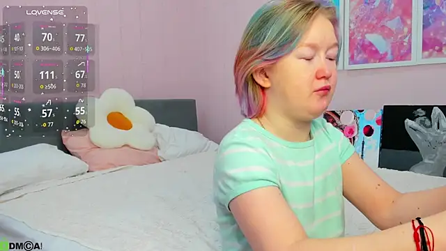 Snapshot of Sara_Robinson chatting on February 7, 2026, 2:37 am Sara Robinson online show from February 7, 2026, 2:37 am