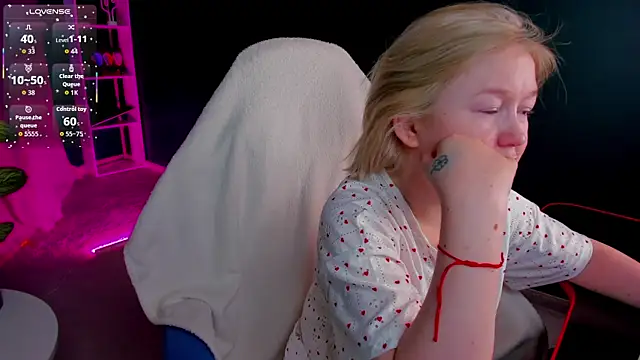 Snapshot of Sara_Robinson chatting on March 14, 2026, 3:01 am Sara Robinson online show from March 14, 2026, 3:01 am