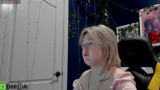 Sara Robinson online show from May 13, 2026, 3:37 am