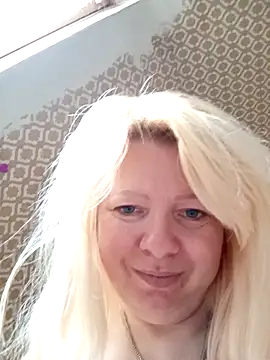 Snapshot of Lauri_scherri chatting on February 20, 2026, 2:50 pm Lauri scherri online show from February 20, 2026, 2:50 pm