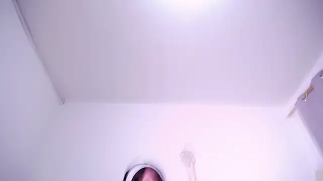 Snapshot of Vicky_Love_ chatting on February 21, 2025, 1:55 pm Vicky Love online show from February 21, 2025, 1:55 pm