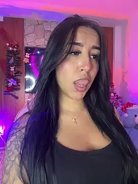 Snapshot of Tamara_Roberts1 chatting on December 23, 2025, 1:25 am Tamara Roberts1 online show from December 23, 2025, 1:25 am