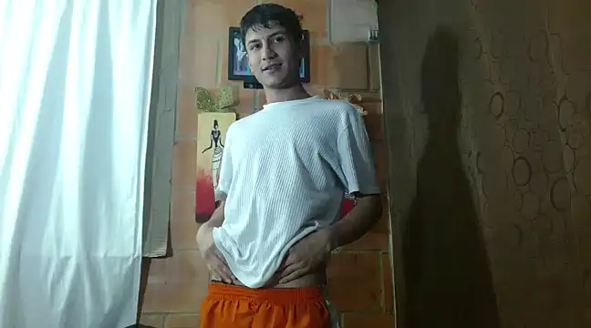 littlegoldenangels online show from January 16, 2025, 3:45 am