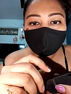 Cute-mona online show from February 4, 2025, 7:44 pm