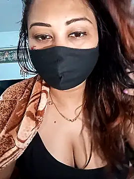 Cute-mona online show from February 7, 2025, 8:42 pm