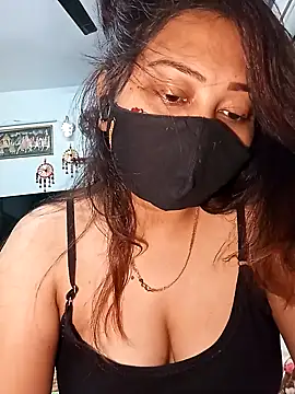 Cute-mona online show from February 12, 2025, 12:44 pm