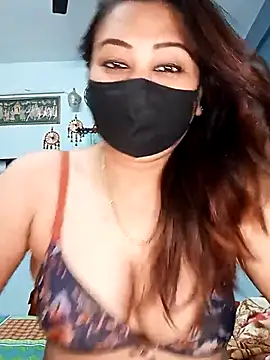 Cute-mona online show from February 14, 2025, 8:15 pm