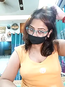 Cute-mona online show from September 17, 2025, 11:12 am