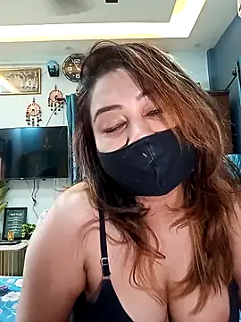 Snapshot of Cute-mona chatting on February 19, 2026, 10:22 am Cute-mona online show from February 19, 2026, 10:22 am