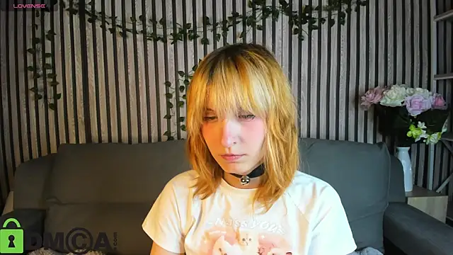 Little Chips online show from October 25, 2025, 5:08 pm