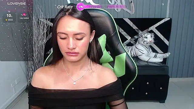 Snapshot of allison_a1 chatting on January 30, 2025, 6:35 am allison a1 online show from January 30, 2025, 6:35 am