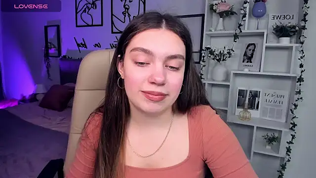 Snapshot of DaniellaLovely chatting on December 2, 2024, 11:12 am DaniellaLovely online show from December 2, 2024, 11:12 am