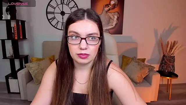 Snapshot of DaniellaLovely chatting on December 5, 2024, 11:27 am DaniellaLovely online show from December 5, 2024, 11:27 am