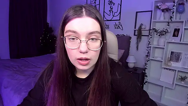 Snapshot of DaniellaLovely chatting on January 3, 2025, 11:14 am DaniellaLovely online show from January 3, 2025, 11:14 am