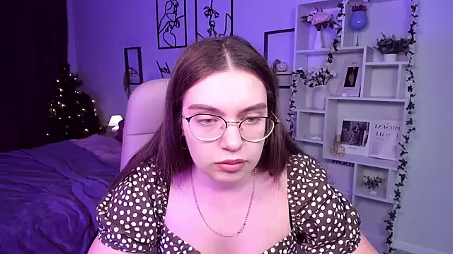 Snapshot of DaniellaLovely chatting on January 7, 2025, 11:37 am DaniellaLovely online show from January 7, 2025, 11:37 am