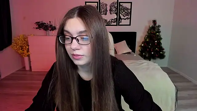 Snapshot of DaniellaLovely chatting on January 9, 2025, 11:14 am DaniellaLovely online show from January 9, 2025, 11:14 am