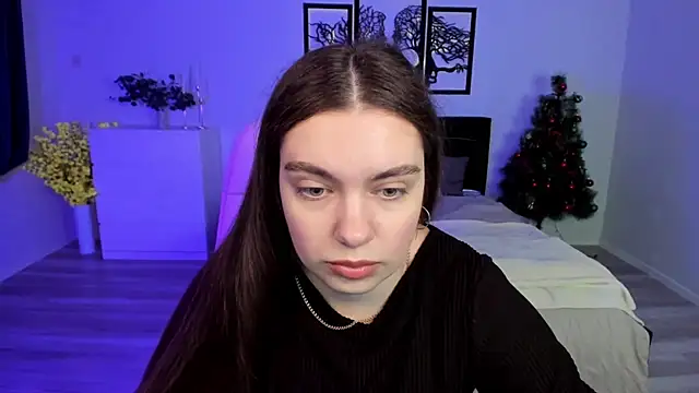 Snapshot of DaniellaLovely chatting on January 10, 2025, 11:22 am DaniellaLovely online show from January 10, 2025, 11:22 am