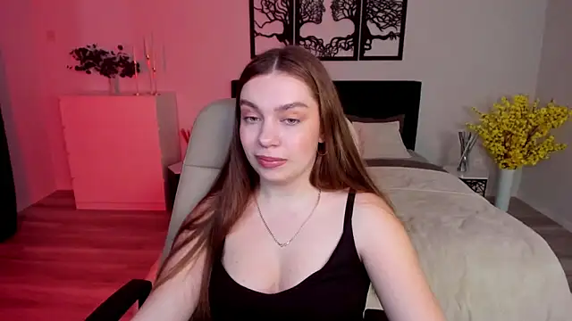 Snapshot of DaniellaLovely chatting on February 3, 2025, 11:20 am DaniellaLovely online show from February 3, 2025, 11:20 am
