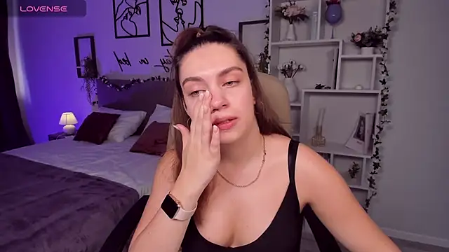 Snapshot of DaniellaLovely chatting on September 24, 2025, 11:13 am DaniellaLovely online show from September 24, 2025, 11:13 am