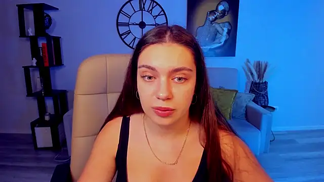 Snapshot of DaniellaLovely chatting on October 7, 2025, 7:16 am DaniellaLovely online show from October 7, 2025, 7:16 am