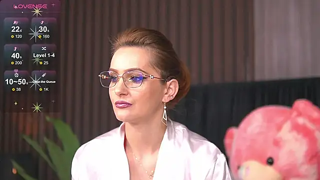 CataleyaKirk online show from February 17, 2025, 12:05 pm