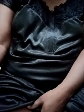 kavinila20 online show from December 18, 2025, 8:26 pm