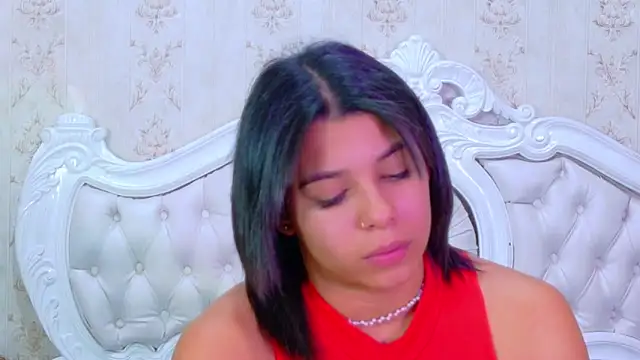 TiaraRosse online show from October 21, 2025, 4:57 am