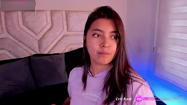 Rebeca Williams  online show from October 24, 2025, 12:34 pm