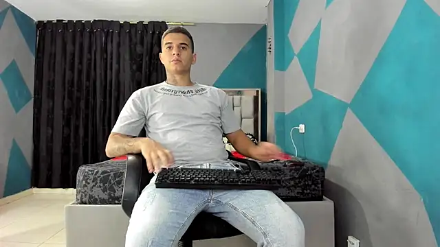 simookeler online show from February 19, 2025, 6:22 am