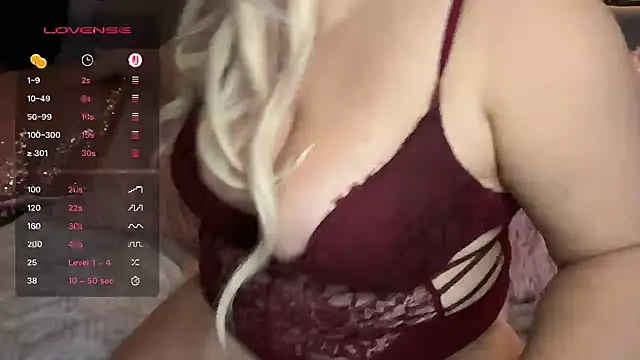 Missannalova online show from December 13, 2025, 8:25 pm