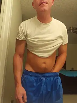 Bigtater1999 online show from October 15, 2025, 11:27 pm