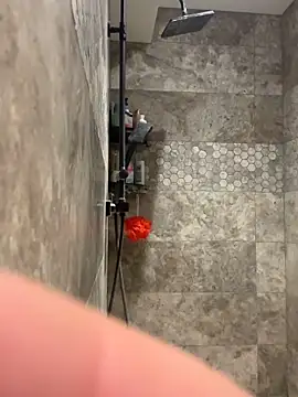 unconnudu21000 online show from November 29, 2025, 5:27 pm