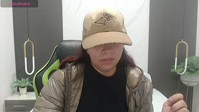 alma fenix online show from February 14, 2025, 12:14 pm