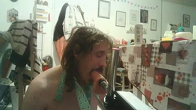 cyril020202 online show from October 26, 2025, 9:42 pm