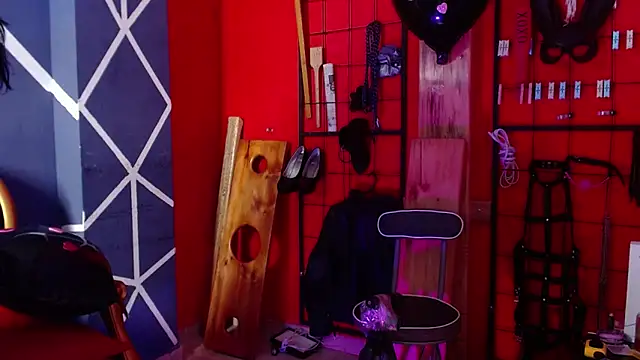 Snapshot of Swich_Bdms_ chatting on February 14, 2025, 6:40 pm Swich Bdms online show from February 14, 2025, 6:40 pm