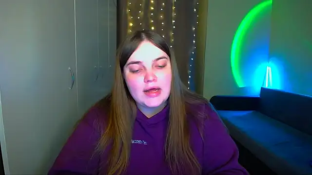 Emaaa ua online show from October 28, 2025, 6:32 pm