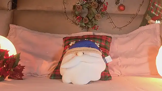 Snapshot of angelinepossy chatting on December 15, 2025, 8:57 pm angelinepossy online show from December 15, 2025, 8:57 pm