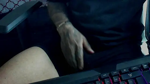 stebankechima online show from September 21, 2025, 10:11 pm