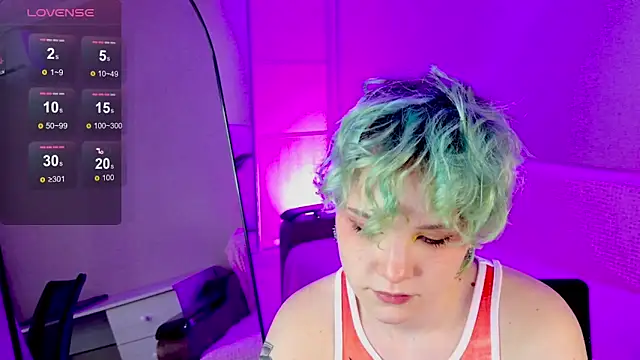 Snapshot of School_Love chatting on January 27, 2025, 1:09 pm School Love online show from January 27, 2025, 1:09 pm