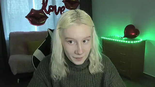 EnigmaSee online show from April 13, 2026, 2:06 am