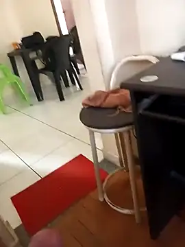 lobomisterioso13 online show from December 2, 2025, 1:28 pm