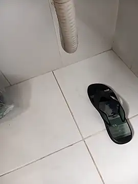 Snapshot of lobomisterioso13 chatting on February 16, 2026, 10:22 am lobomisterioso13 online show from February 16, 2026, 10:22 am