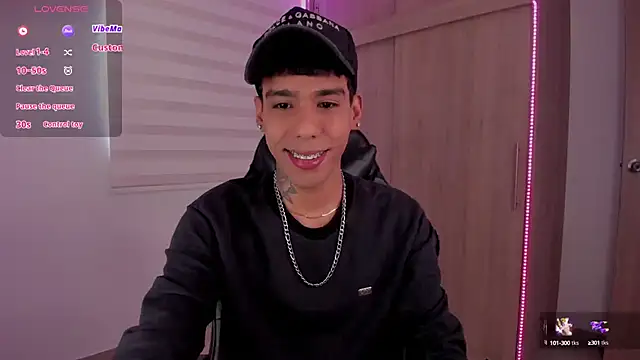 aldrinwhite online show from January 13, 2025, 1:49 pm