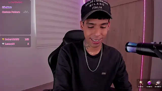 aldrinwhite online show from January 13, 2025, 7:53 pm