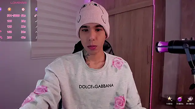 aldrinwhite online show from January 21, 2025, 2:48 pm