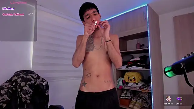 aldrinwhite online show from February 5, 2025, 9:29 pm