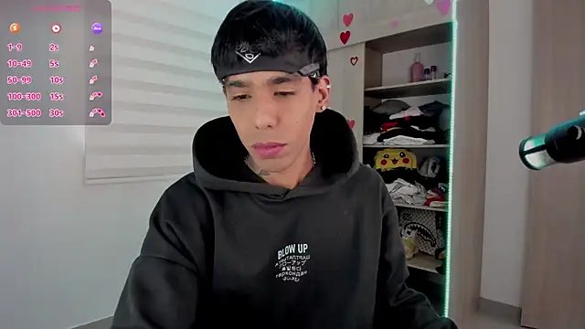 aldrinwhite online show from February 7, 2025, 2:04 pm