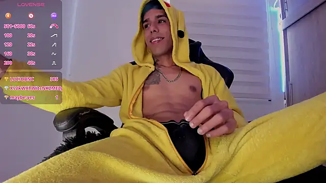 aldrinwhite online show from March 2, 2025, 4:53 pm